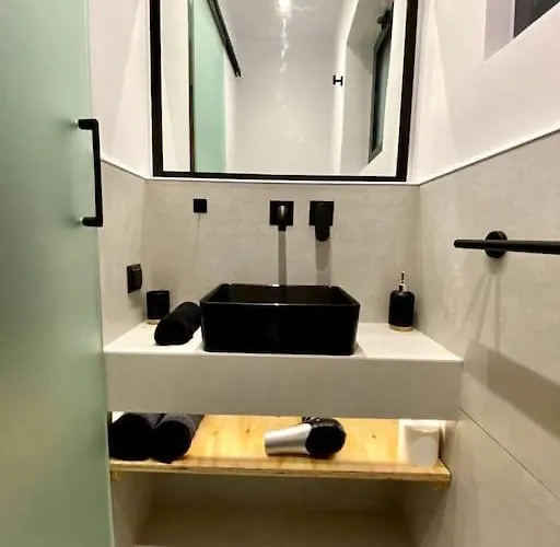 Tinyvibe - Downtown Seabreeze Apartment *