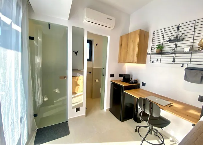 Tinyvibe - Downtown Seabreeze