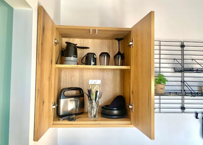 Tinyvibe - Downtown Seabreeze *